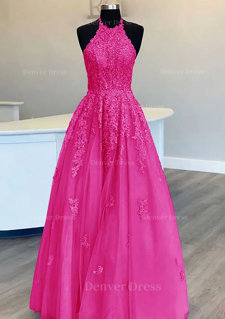 Princess Halter Long/Floor-Length Lace Tulle Prom Dress With Appliqued Beading